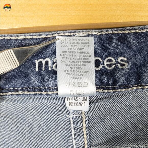 Maurices Straight Jeans Blue Medium Wash Chunky Stitch Denim Women's 11/12 Short - Picture 14 of 14